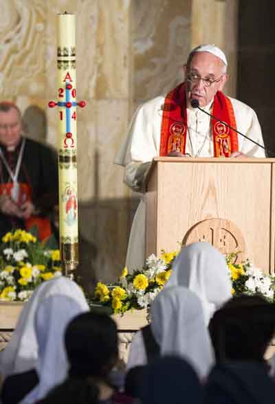 El Papa concluyó viaje a Tierra Santa 2 1265 17C JU%20copy